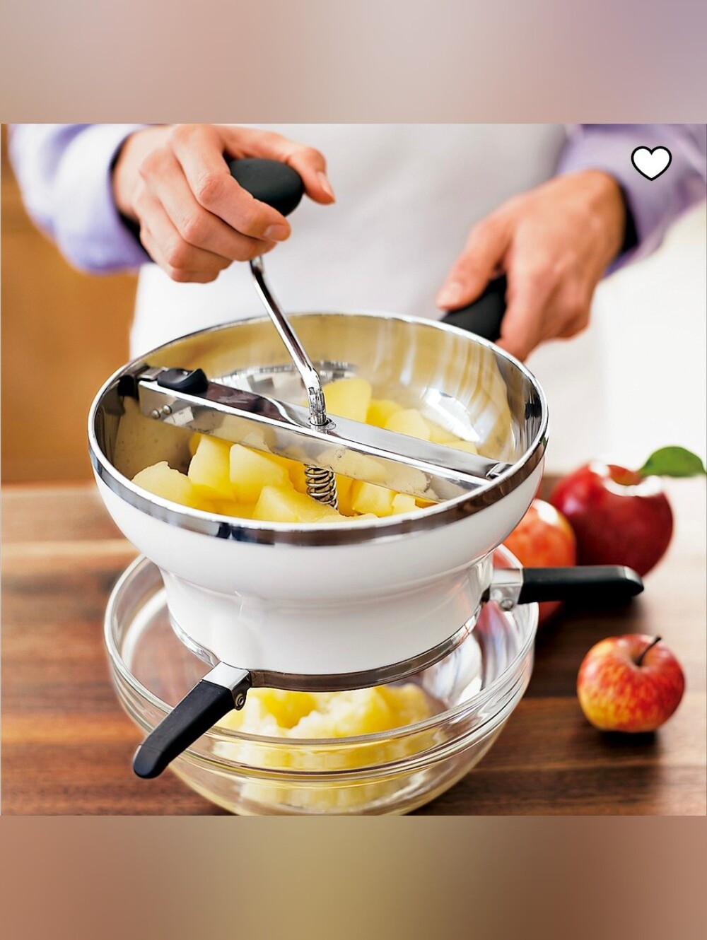 OXO Good Grips Stainless Steel Food Mill For Purees. 3 Grinding Disks. 2.3-quart